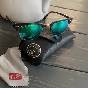 Ray Ban Clubmaster classic sunglasses